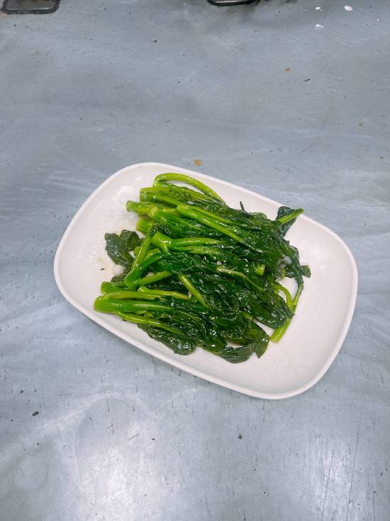 Q3 Stir Fry Gai-Lan with Garlic 蒜蓉芥蘭